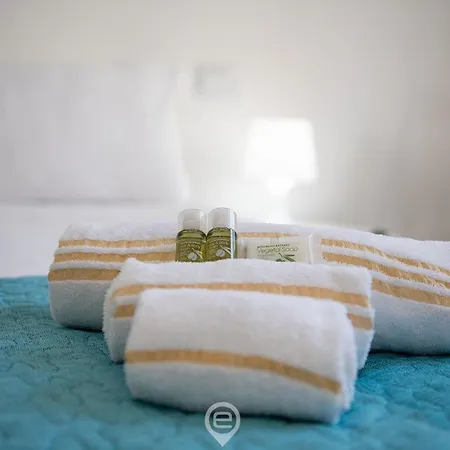 Estay - The White - Cozy Retreat *