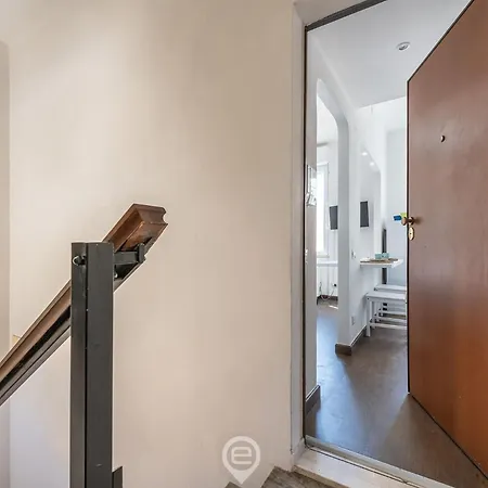 Estay - The White - Cozy Retreat Apartment Cagliari
